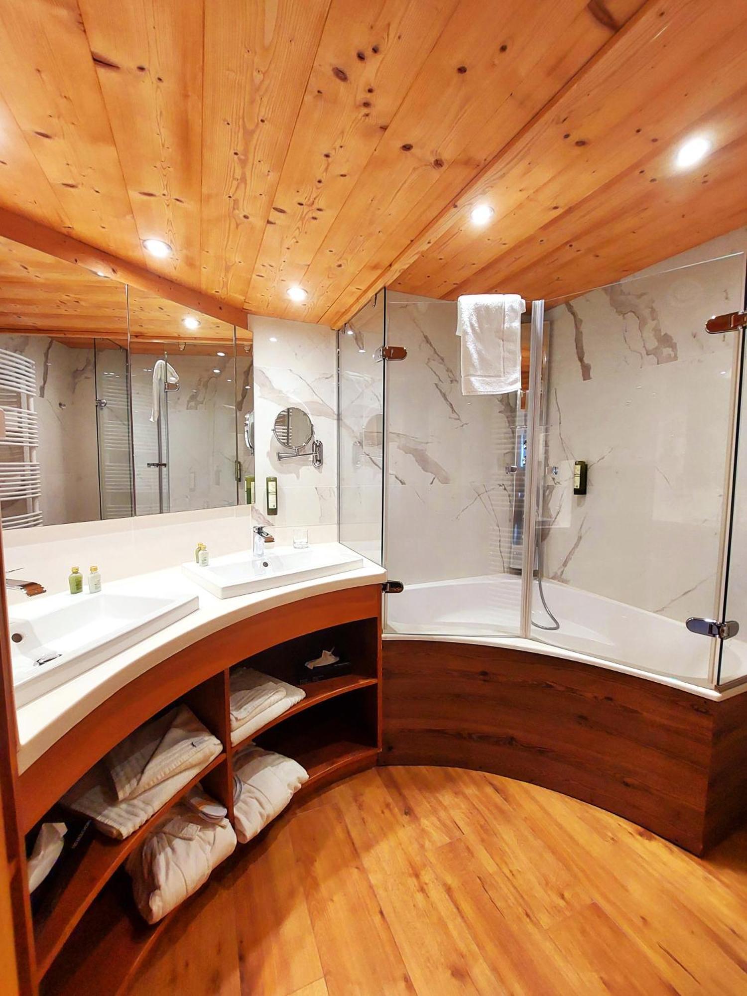 Park Hotel Suisse & Spa Chamonix Mont Blanc Exterior foto